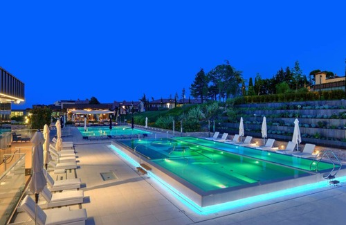 Castel San Pietro Terme Villa | Stunning luxury villa with pool