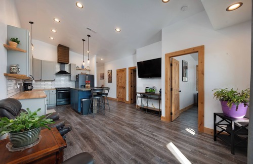 Belgrade Condo | Stunning Mountain View 3 Bedroom Barndominium in Belgrade, MT.