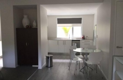 Rewa Condo | Stunning new apartment 100mtrs from the beach!
