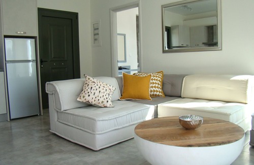 Pesada Villa | Stunning new contemporary villa, located in a quiet village - 1km from the beach