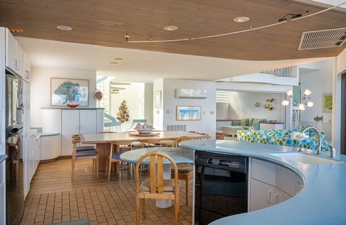 North Beach House | Stunning Oceanfront Home on Quiet Lane with Bay and Ocean Views. Hot tub!