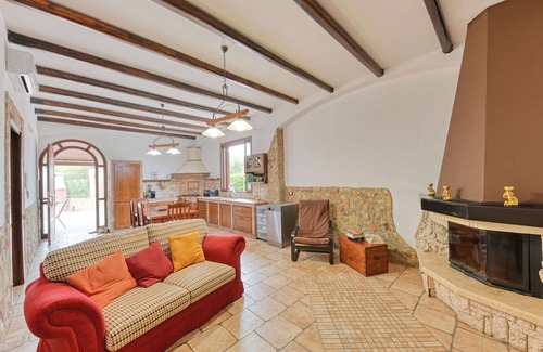 Syracuse Villa | Stunning private villa with A/C, private pool, WIFI, TV, terrace, pets allowed and parking