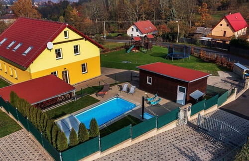 Jilove House | Stunning private villa for 18 guests with WIFI, private pool, hot tub, TV, patio and parking
