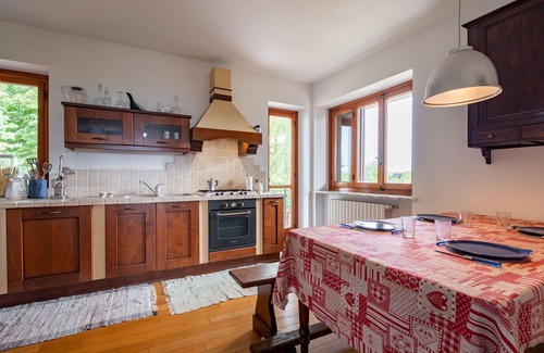 Bossolasco House | Stunning private villa for 8 guests with WIFI, TV, balcony, pets allowed and parking