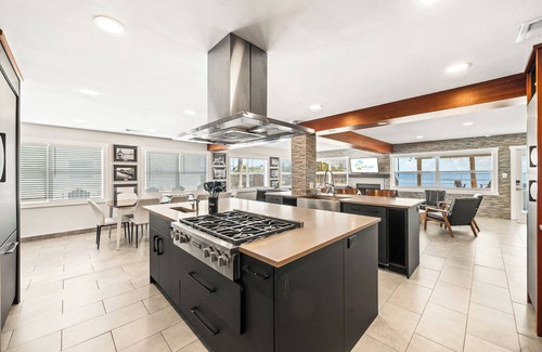 Orlando Beach Condo | Stunning Riverfront Views! W/Private beach access & Perfect Setting for Events