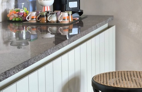 Linkeroever Apartment | Stunning Riverview apartment