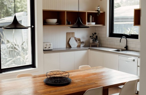 Silverleaves House | Stunning Silverleaves Beach House - 150m to beach