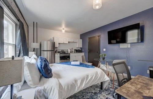 Lower East Side Apartment | Stunning Studio McKinley Beach - BradySt Lower East