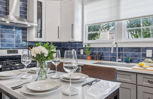 West Riverside House | Stunning Uptown Gem just steps to Magazine St.
