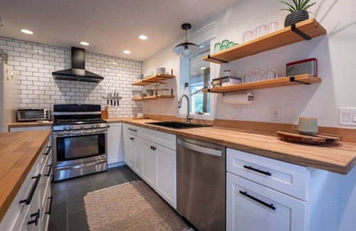 Bridgewater Corners House | Stunning Vermont Mountain Escape Minutes to Skiing