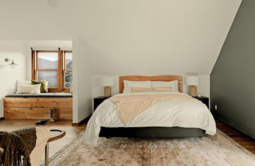Hangen Ranch And M and B House | Stunning View House - 15-min to Town - Evergreen