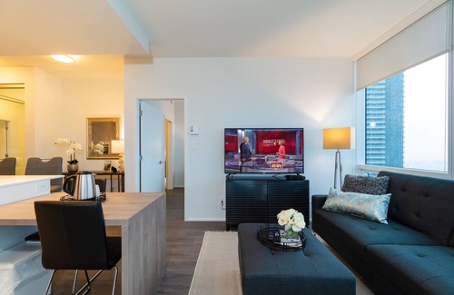 Burnaby Condo | Stunning View Luxury 2BR+Den Condo in Burnaby