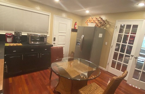 Central Oregon House | Stunning Views, 2 BR 1 BA Convenient to UO and Autzen