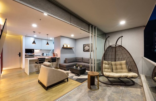 El Tesoro Condo | Stunning views from 25th-floor condo! El Poblado!
