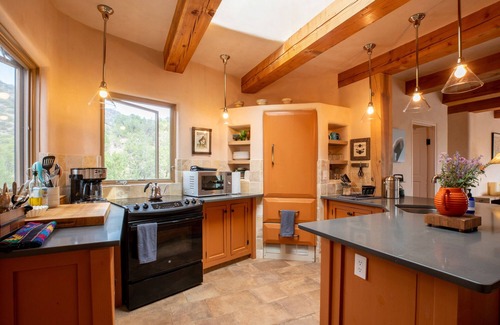 Canones House | Stunning Views of The Pedernal, Expansive Lounge/Deck, 43 acres of Private Land
