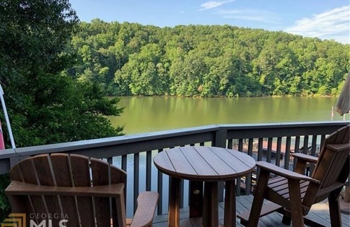 Dawsonville House | Stunning Views on Lake Lanier! Peaceful and quiet cove.