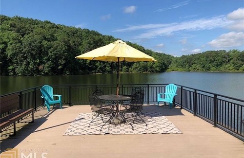 Dawsonville House | Stunning Views on Lake Lanier! Peaceful and quiet cove.