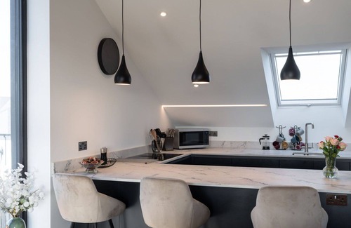 The Lizard House | Stunning villa for 12 people with WIFI, pets allowed and parking