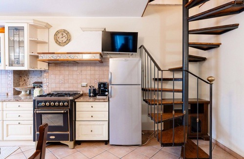 Taggia House | Stunning villa for 4 people with WIFI, terrace, pets allowed, panoramic view and parking