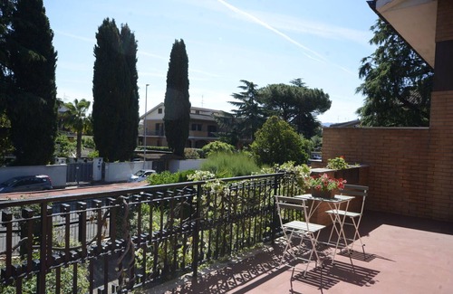 Camporomano Villa | Stunning villa for 8 people with A/C, WIFI, private pool, TV and terrace