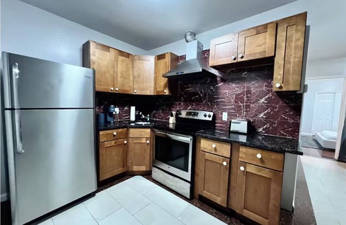 Chinatown Apartment | Stylish 1Bd Apt next to Convention Center