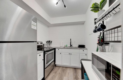 Sun Bay South Apartment | Stylish 1BR Hideaway | South Tampa