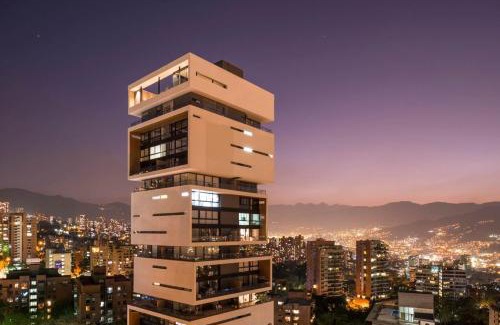 Las Lomas I Apartment | Stylish 1BR with Stunning Pool in Energy
