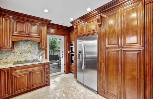 Lauderdale-by-the-Sea House | Stylish 2br/3ba w-Heated Pool + Beach Walkable