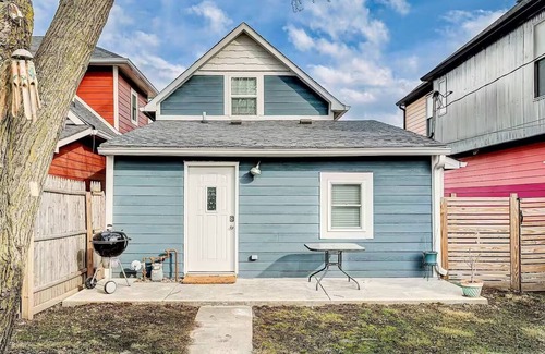 Indianapolis House | Stylish - 2BR - Bates-Hendricks