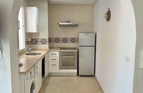 Fatou Apartment | Stylish 2BR Flat with Swimming Pool – Calm, WiFi, AC in Djerba Midoun