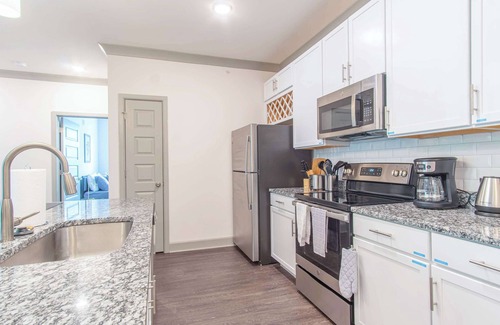 Buechel Apartment | Stylish 3BR Getaway | Pool, Gym Access & Free Parking
