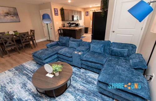 Jacksonville House | Stylish 3BR Stay w/Fast Wi-Fi + Parking