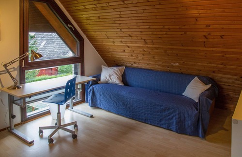 Bad Oldesloe House | Stylish and comfortably furnished vacation home with sauna.