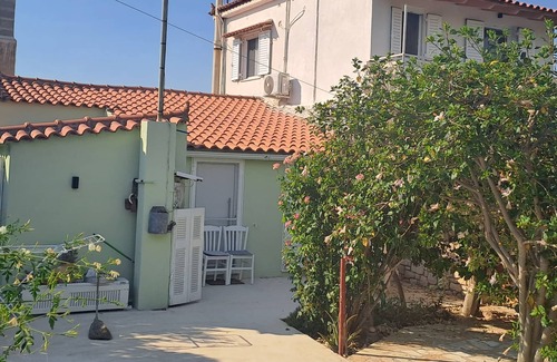 Logothetianika House | Stylish and cozy country house near the beach