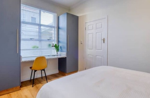 Windermere Condo | Stylish and Spacious 3 Sleeper Apartment with Pool