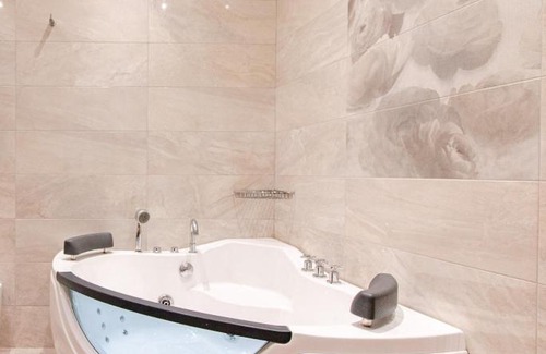 Is-Swatar House | Stylish Corner Maisonette - Sunflower
