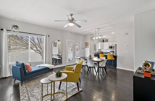 South Jordan House | Stylish & Family Friendly w/Fenced Yard, Garage, Game Room, BBQ, Near Eats & Fun