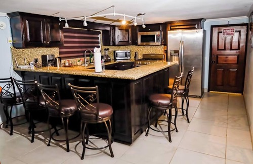 Oriente House | Stylish Getaway with Private Pool, Fire Pit & Xbox – Walk to the Beach!