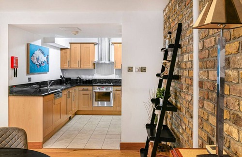 Lancaster Gate Apartment | Stylish Home Next To Paddington Station