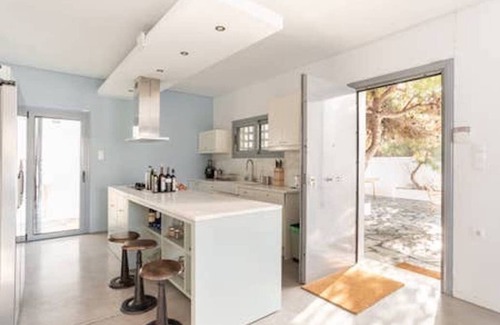 Ormos Agiou Ioannou House | Stylish Modern Greek villa directly on the sea, 40 mins from central Athens
