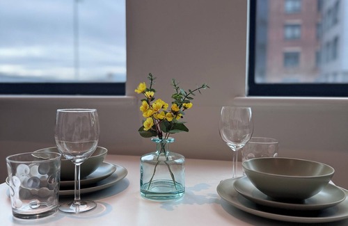 Old Trafford Apartment | Stylish Old Trafford Apartment with Free Parking, WiFi & Board Games
