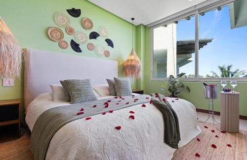Nuevo Vallarta Apartment | Stylish Peninsula Golf 3BR Oasis with Pool