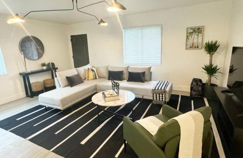 Allapattah Apartment | Stylish Serenity: Wynwood Oasis Retreat
