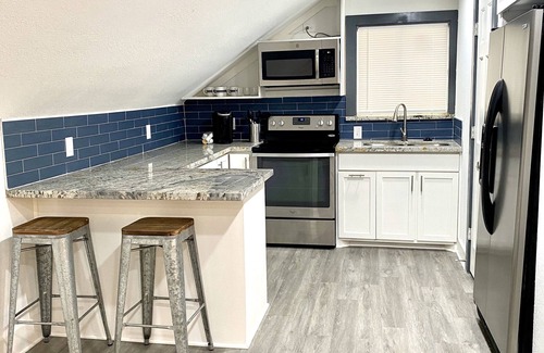 Greater East End Apartment | Stylish Studio with personal Entrance