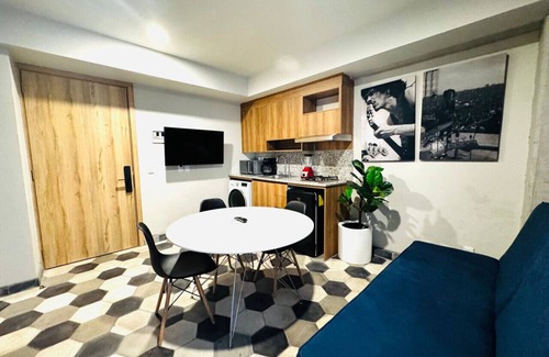 Americana Apartment | Stylish urban loft