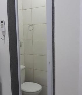 Centro de Vila Velha Apartment | Sua Kitnet na Praia 12 Atenção PEQUENA Só prá dormir Ambiente Familiar Ar Cond TV Microondas Frigobar Internet Centro