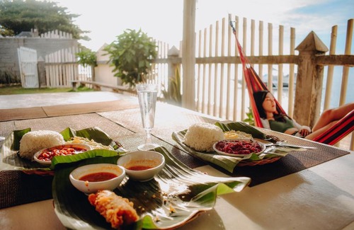 Daanbantayan House | Suba Beach Nipa Huts