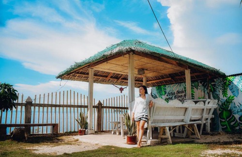 Daanbantayan House | Suba Beach Nipa Huts