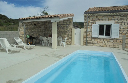 Gras Villa | Sud Ardèche, Villa en Pierres Avec Piscine Privée