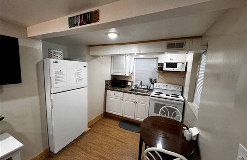 Sugar City Apartment | Sugar Shack (dog friendly), Sugar Shack (pet friendly)